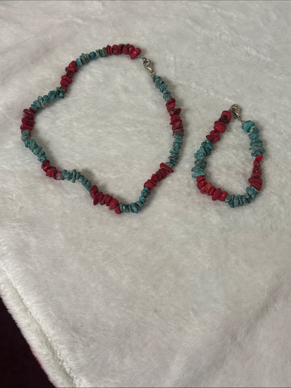 Source Unknown Turquoise Blue and Coral Red Bead Necklace & Bracelet Set